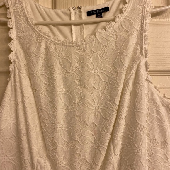 Dress - Picture 2 of 6